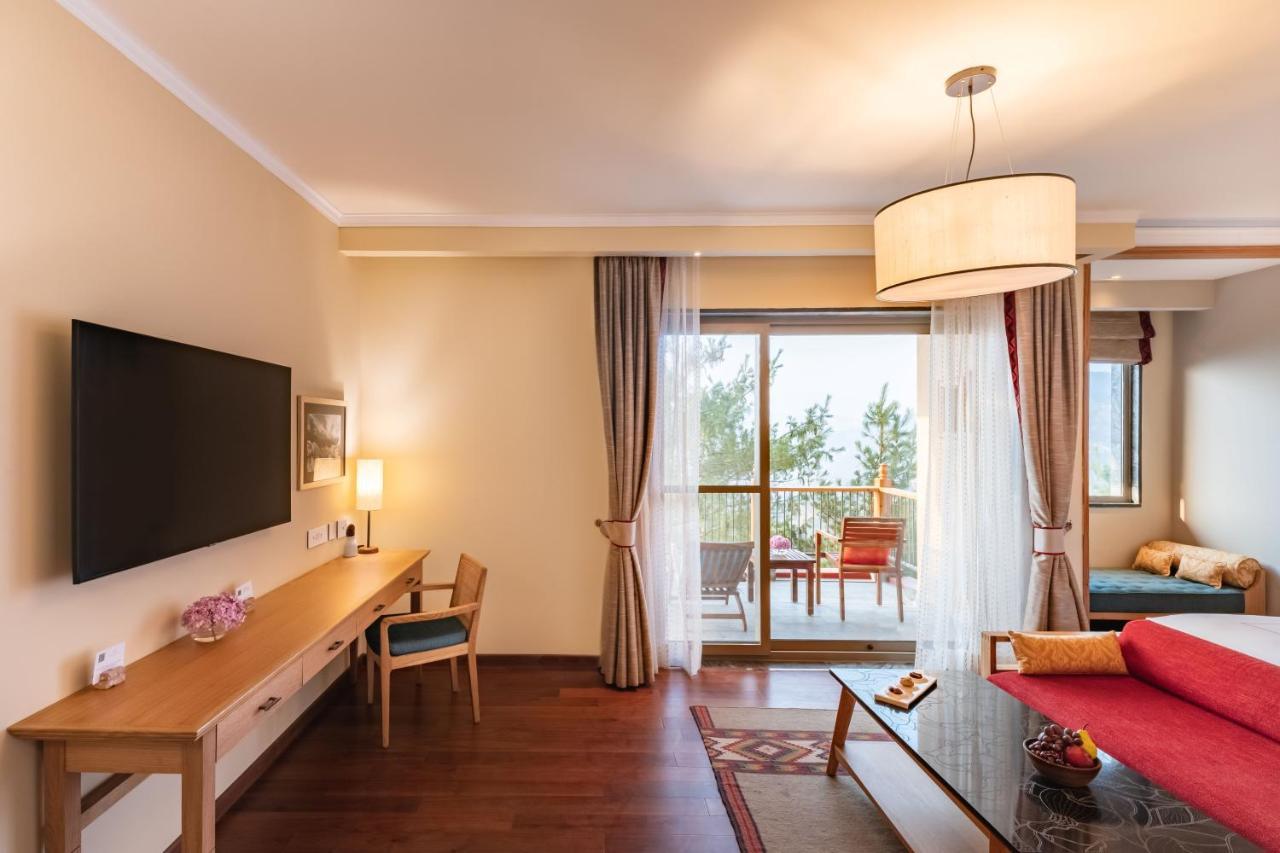 Taj Theog Resort & Spa Shimla Exterior foto