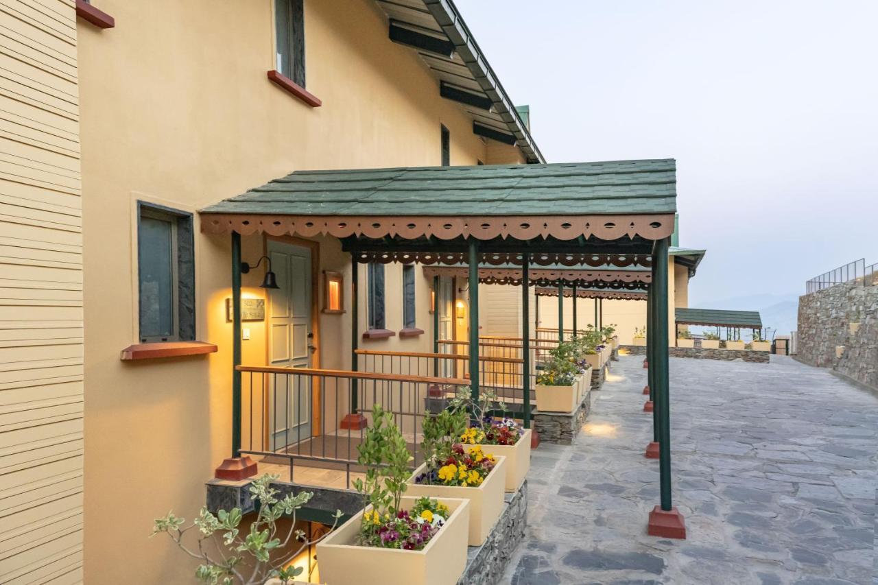 Taj Theog Resort & Spa Shimla Exterior foto